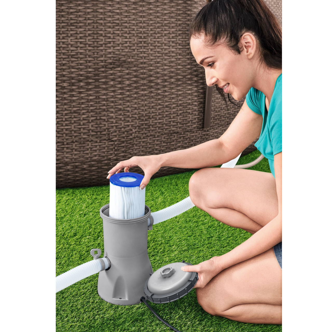 Bestway 58386 Filterpumpe Flowclear Poolreinigung + Filter Pumpleistung 3.028L/h
