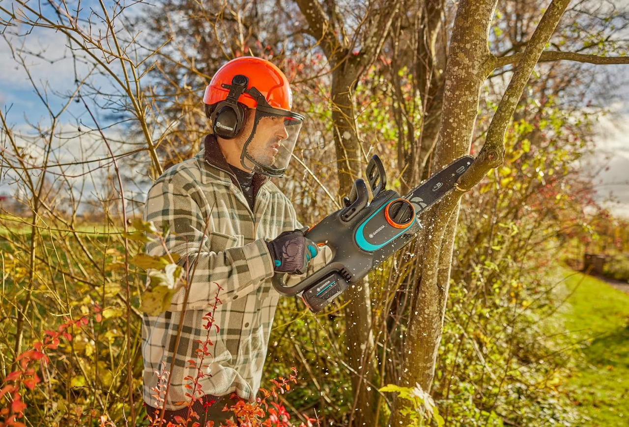 Gardena 14790-55 Akku-Kettensäge PowerSaw 250/18V Solo ohne Akku und Ladegerät